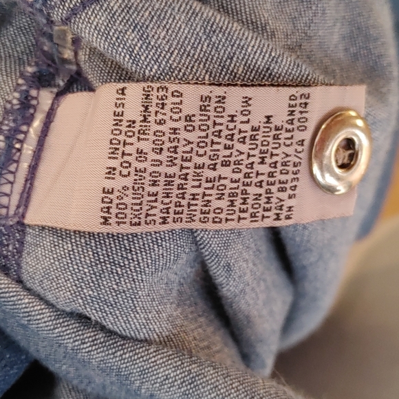 Embroidered Denim Jacket or Top Size 6 Petites - Picture 9 of 9